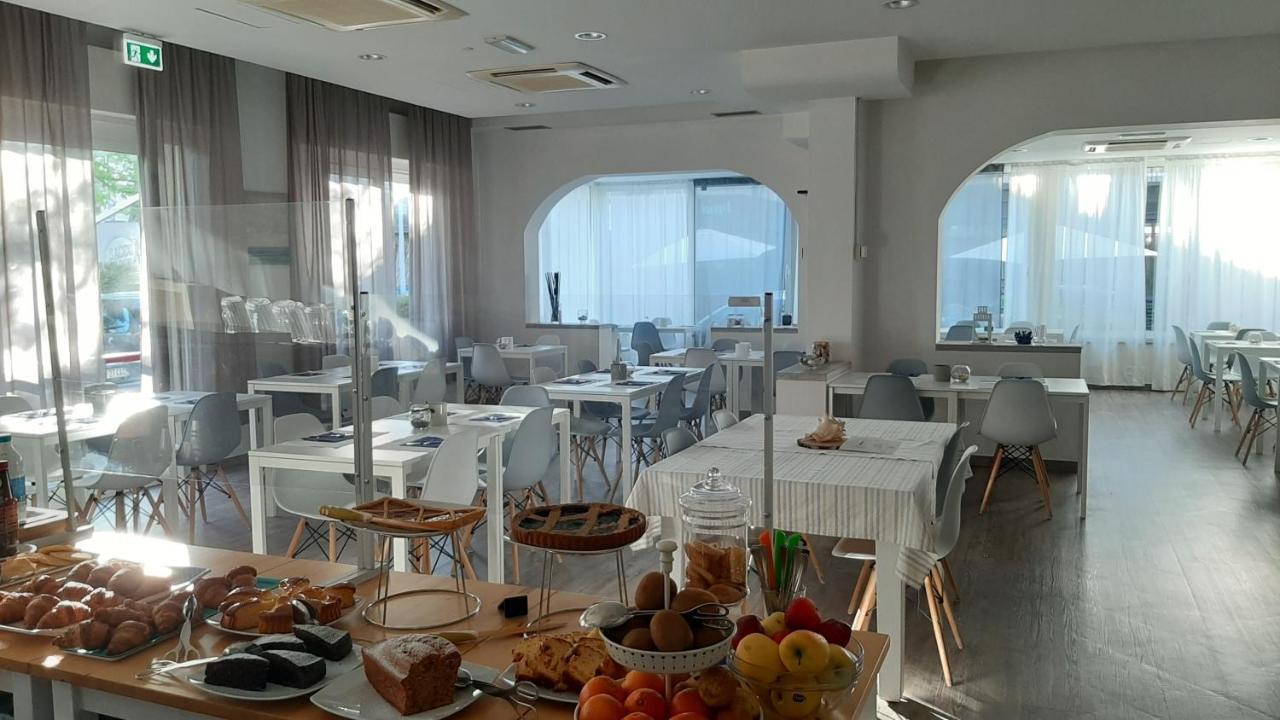 Hotel Arlecchino Ριτσόνε Εξωτερικό φωτογραφία