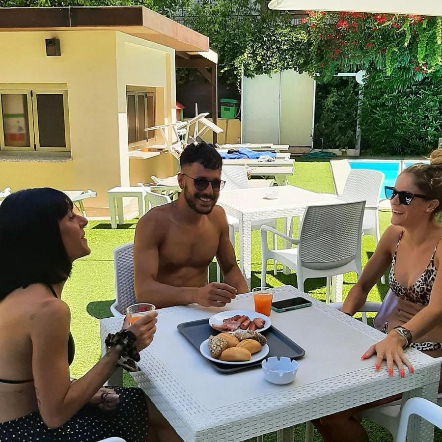 Hotel Arlecchino Ριτσόνε Εξωτερικό φωτογραφία