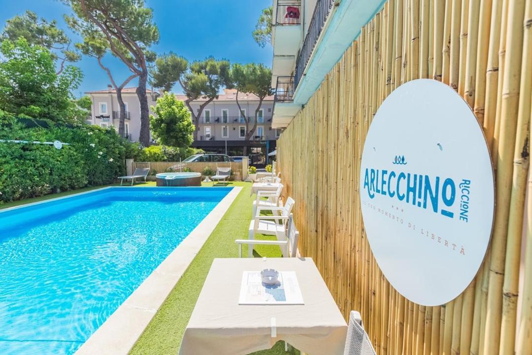 Hotel Arlecchino Ριτσόνε Εξωτερικό φωτογραφία